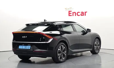 Kia EV6 2023, 311481 км, за 11701.22 USD - фото 2