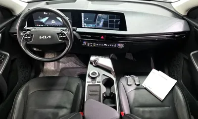 Kia EV6 2023, 311481 км, за 11701.22 USD - фото 7