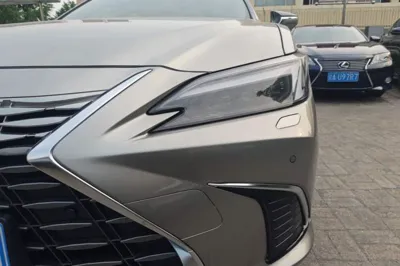 Lexus ES 2025, 3500 км, за 34409 USD - фото 9