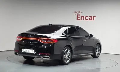 Hyundai Grandeur 2017, 82407 км, за 9100.97 USD