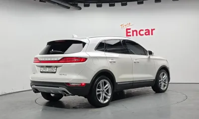 Lincoln MKC 2017, 69973 км, за 7469.6 USD