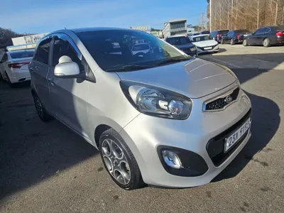 Kia Morning 2012, 68185 км, за 2494.42 USD