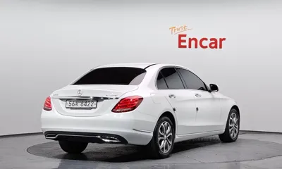 Mercedes-Benz C-Class 2015, 89406 км, за 9706.85 USD