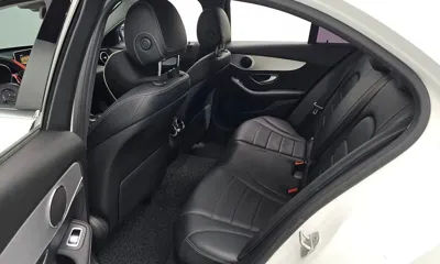Mercedes-Benz C-Class 2015, 89406 км, за 9706.85 USD - фото 12