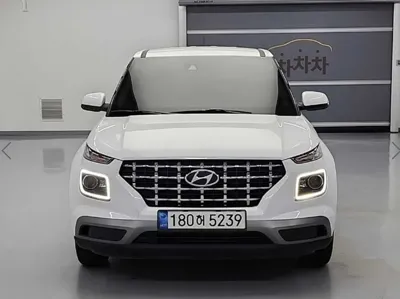 Hyundai Venue 2022, 86737 км, за 9518.18 USD