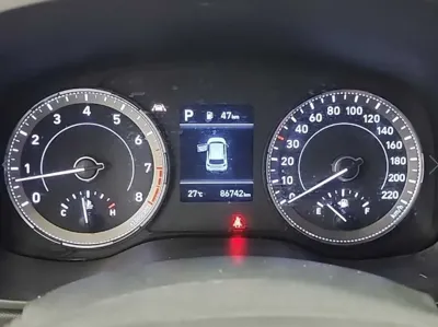 Hyundai Venue 2022, 86737 км, за 9446.26 USD - фото 6