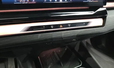 BMW i5 2024, 35595 км, за 39283.41 USD - фото 29