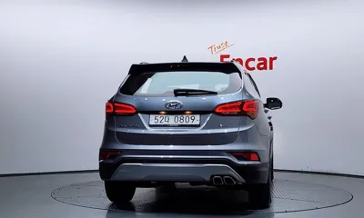 Hyundai Santafe 2016, 72932 км, за 7622.15 USD