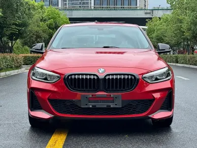 BMW 1 Series 2021, 50000 км, за 10484.07 USD