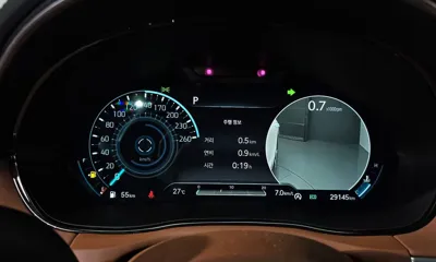 Genesis GV70 2023, 29145 км, за 22646.71 USD - фото 8