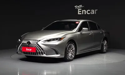 Lexus ES · 2026 год