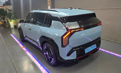 Kia EV3 2025, 10936 км, за 25469.35 USD - фото 7