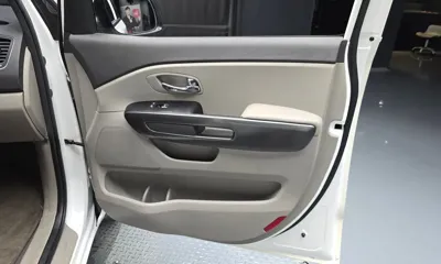 Kia Canival 2018, 88921 км, за 8125.85 USD - фото 25