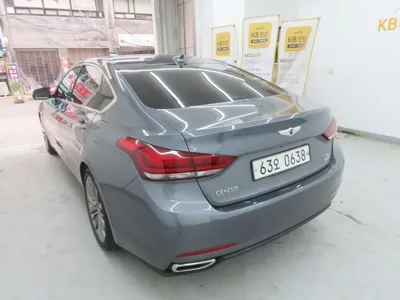Hyundai Genesis 2016, 70595 км, за 10371.54 USD