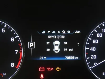 Hyundai Genesis 2016, 70595 км, за 10371.54 USD - фото 8