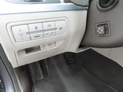 Hyundai Genesis 2016, 70595 км, за 10371.54 USD - фото 11