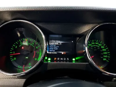 Ford Mustang 2017, 78102 км, за 12295.09 USD - фото 7