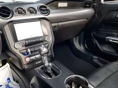 Ford Mustang 2017, 78102 км, за 12295.09 USD - фото 10