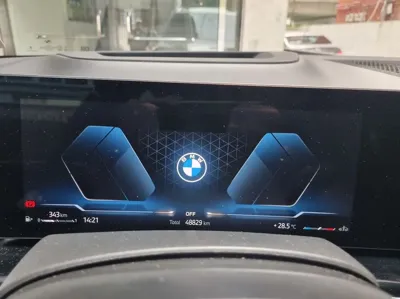 BMW X7 2024, 48829 км, за 77943.16 USD - фото 8