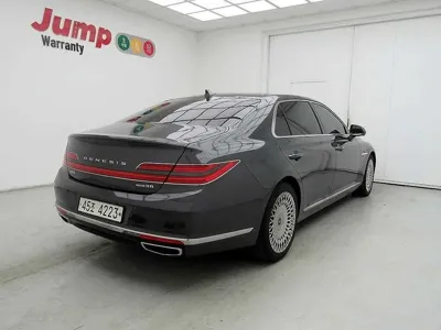 Genesis G90 2019, 119632 км, за 12490.25 USD