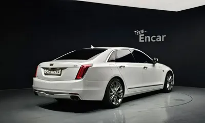 Cadillac CT6 2017, 140079 км, за 12312.71 USD