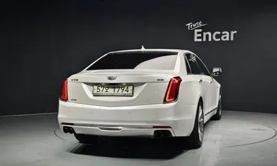 Cadillac CT6 2017, 140079 км, за 12312.71 USD