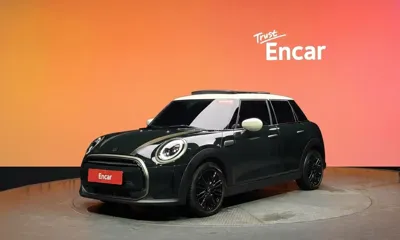 MINI Cooper · 2023 год