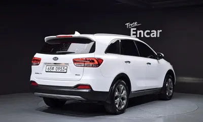 Kia Sorento 2016, 199347 км, за 6032.56 USD