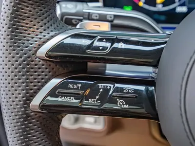 Mercedes-Benz GLS 2024, 24300 км, за 125041.72 USD - фото 7