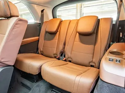 Mercedes-Benz GLS 2024, 24300 км, за 125041.72 USD - фото 29