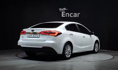 Kia K3 2015, 88387 км, за 4225.44 USD