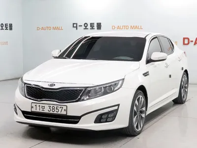 Kia K5 · 2015 год