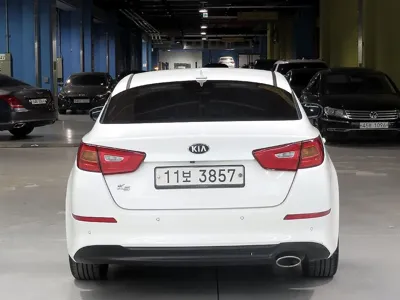 Kia K5 2015, 153656 км, за 4225.44 USD