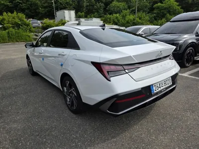 Hyundai Avante 2024, 17055 км, за 15302.46 USD