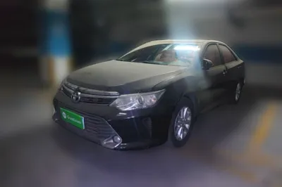 Toyota Camry · 2016 год