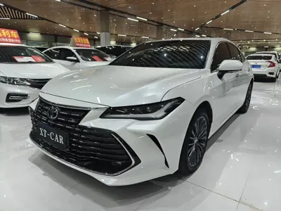 Toyota Avalon · 2023 год