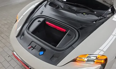 Porsche Taycan 2024, 8179 км, за 101137.04 USD - фото 6