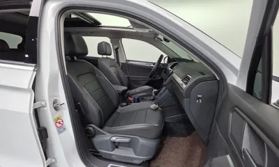 Volkswagen Tiguan 2023, 66386 км, за 29924.56 USD - фото 10