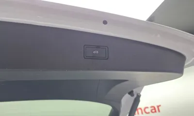 Volkswagen Tiguan 2023, 66386 км, за 29924.56 USD - фото 31