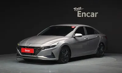 Hyundai Avante · 2022 год