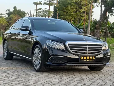 Mercedes-Benz E-Class 2020, 70000 км, за 31948.66 USD
