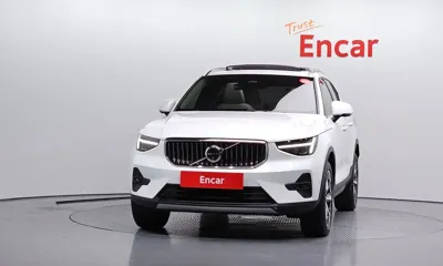 Volvo XC40 2025, 14356 км, за 25342.03 USD