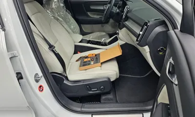 Volvo XC40 2025, 14356 км, за 25342.03 USD - фото 12