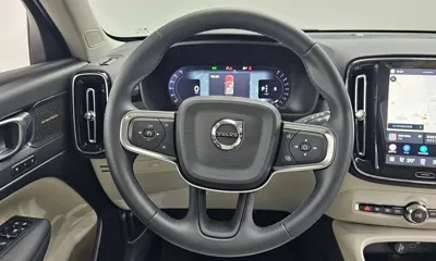Volvo XC40 2025, 14356 км, за 25342.03 USD - фото 13