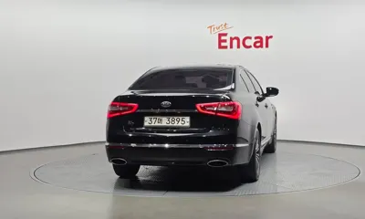 Kia K7 2015, 172368 км, за 3872.92 USD