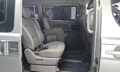 Hyundai Starex 2016, 140779 км, за 6754.96 USD - фото 12