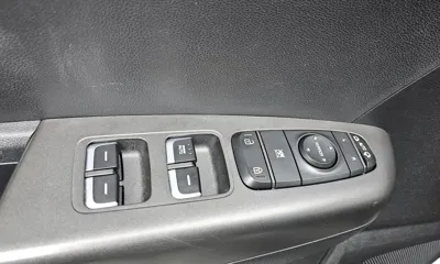 Kia Sportage 2019, 77989 км, за 10305.89 USD - фото 17