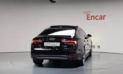Audi A5 2019, 127532 км, за 12559.5 USD