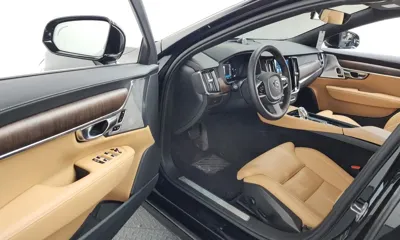Volvo S90 2023, 62908 км, за 24720.29 USD - фото 10