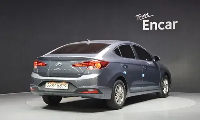 Hyundai Avante 2019, 91253 км, за 7676.3 USD